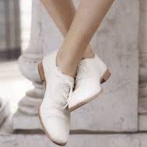 Clare oxford shoes by Madewell